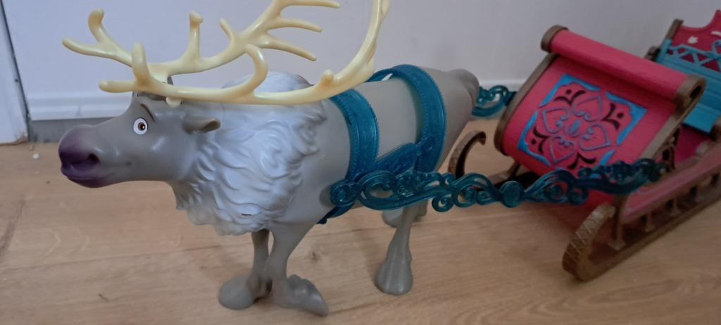 Koets frozen voortgetrokken door rendier, Ophalen, Gebruikt