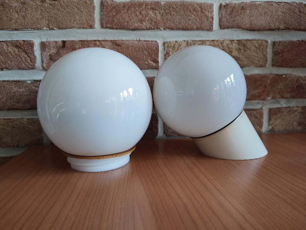 Globes opaline blanc en parfait état, Enlèvement, Comme neuf