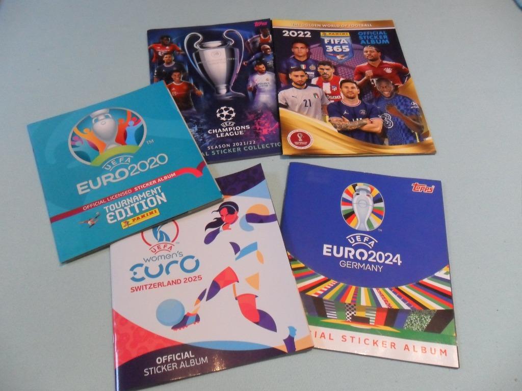 TOPPS en PANINI 5 lege voetbalalbums, Verzamelen, Ophalen of Verzenden, Nieuw, Poster, Plaatje of Sticker