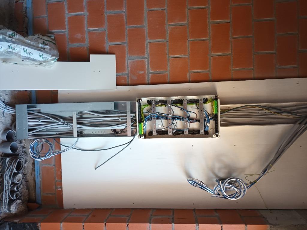 Elektricien, Diensten en Vakmensen, Elektriciens