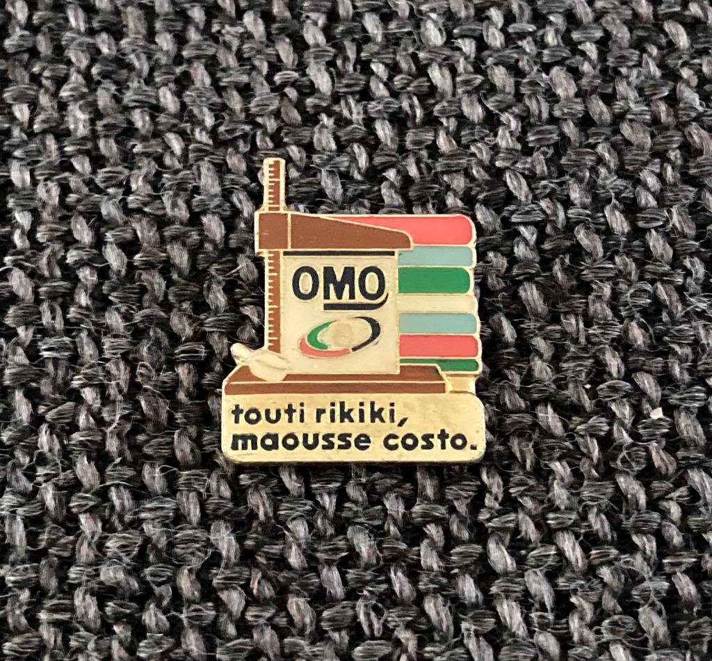 PIN - OMO - TOUTI RIKIKI MAOUSSE COSTO, Collections, Envoi, Utilisé, Marque, Insigne ou Pin's