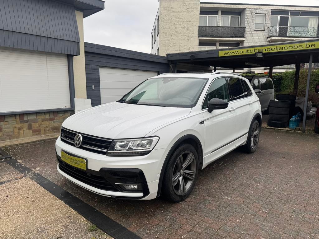 VOLKSWAGEN TIGUAN * 1,5 TSI * R-LINE * OPT FULL * TOIT PANO, Autos, Volkswagen, Cuir, Achat, Entreprise, Boîte manuelle
