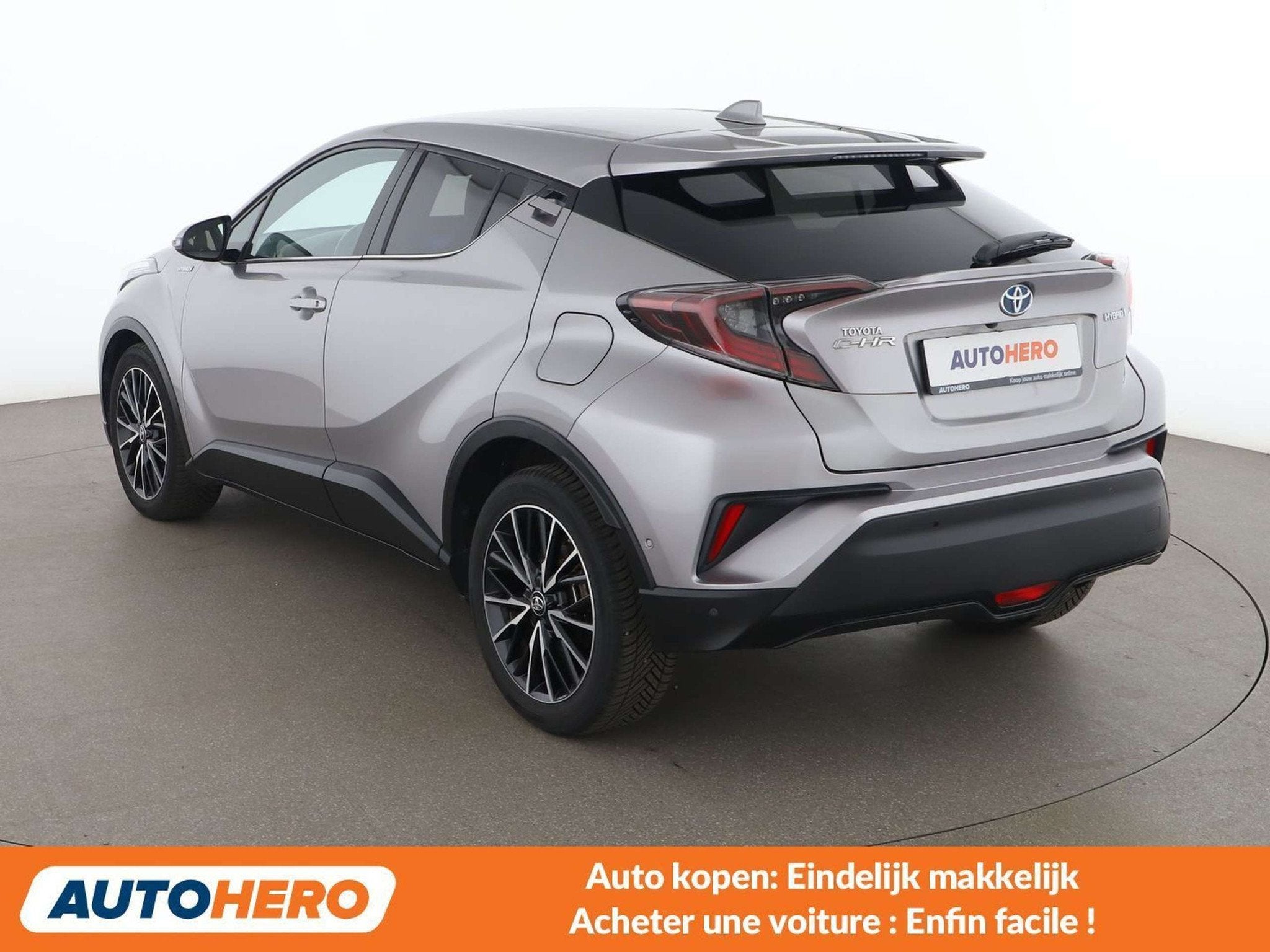 Toyota C-HR 1.8 Hybrid Active (année de construction 2018), Autos, Argent ou Gris, Achat, https://public.car-pass.be/vhr/6843298c-044f-4c4f-b3ee-120499ce7dc6