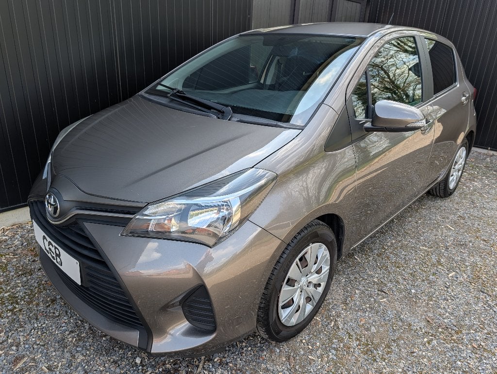 Toyota Yaris - 83.000km - Care-free pack standaard gratis, Auto's, Voorwielaandrijving, Euro 6, https://public.car-pass.be/vhr/df3d7a8a-68c6-41c9-ab8f-9cb0208007df