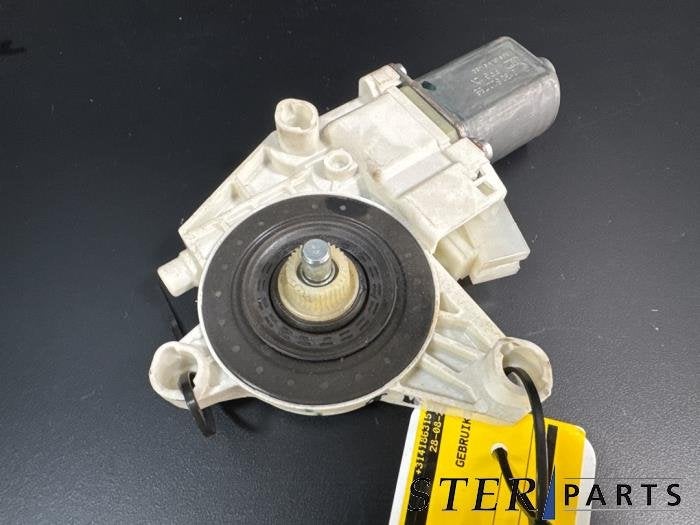 Moteur de vitre portière d'un Mercedes ML-Klasse, 3 mois de garantie, Utilisé, -, -