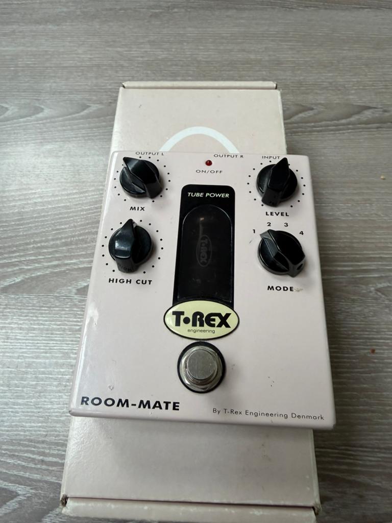 T-Rex Room Mate v1 early tube reverb, Muziek en Instrumenten, Ophalen of Verzenden, Zo goed als nieuw, Reverb