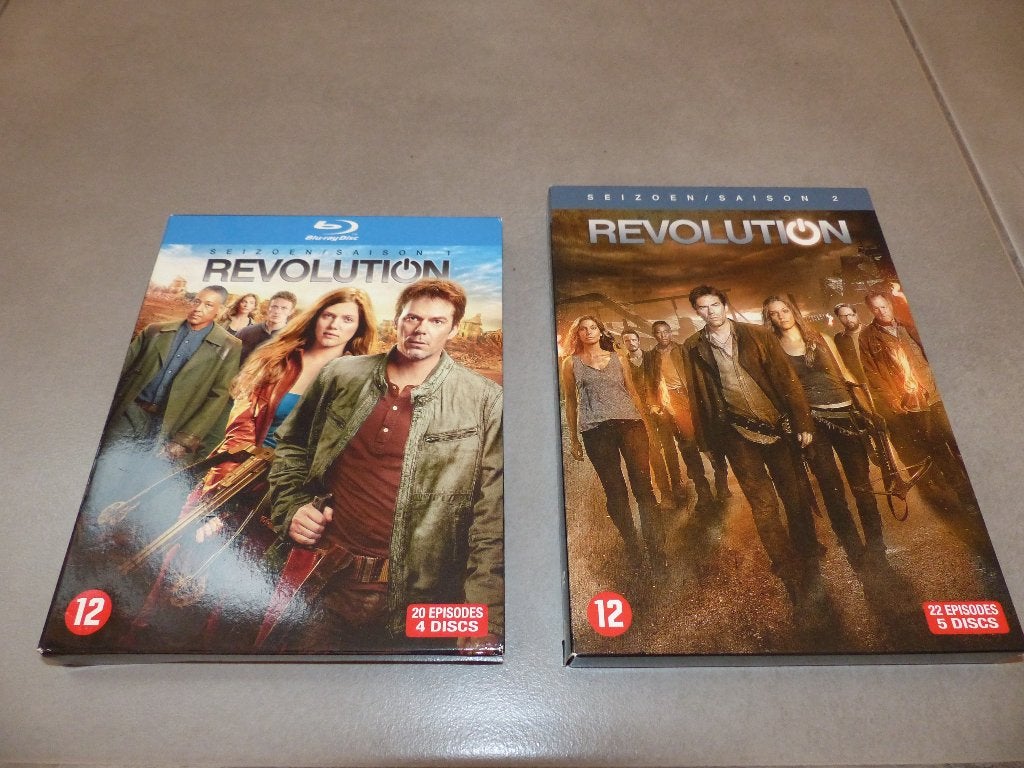 DVD Box Revolution saisons 1 et 2, Enlèvement ou Envoi, Néerlandais, Saison 1, Néerlandais