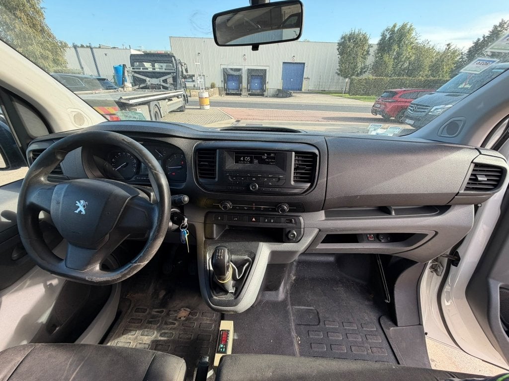 Peugeot Expert (Stock ID 77550) — 17
