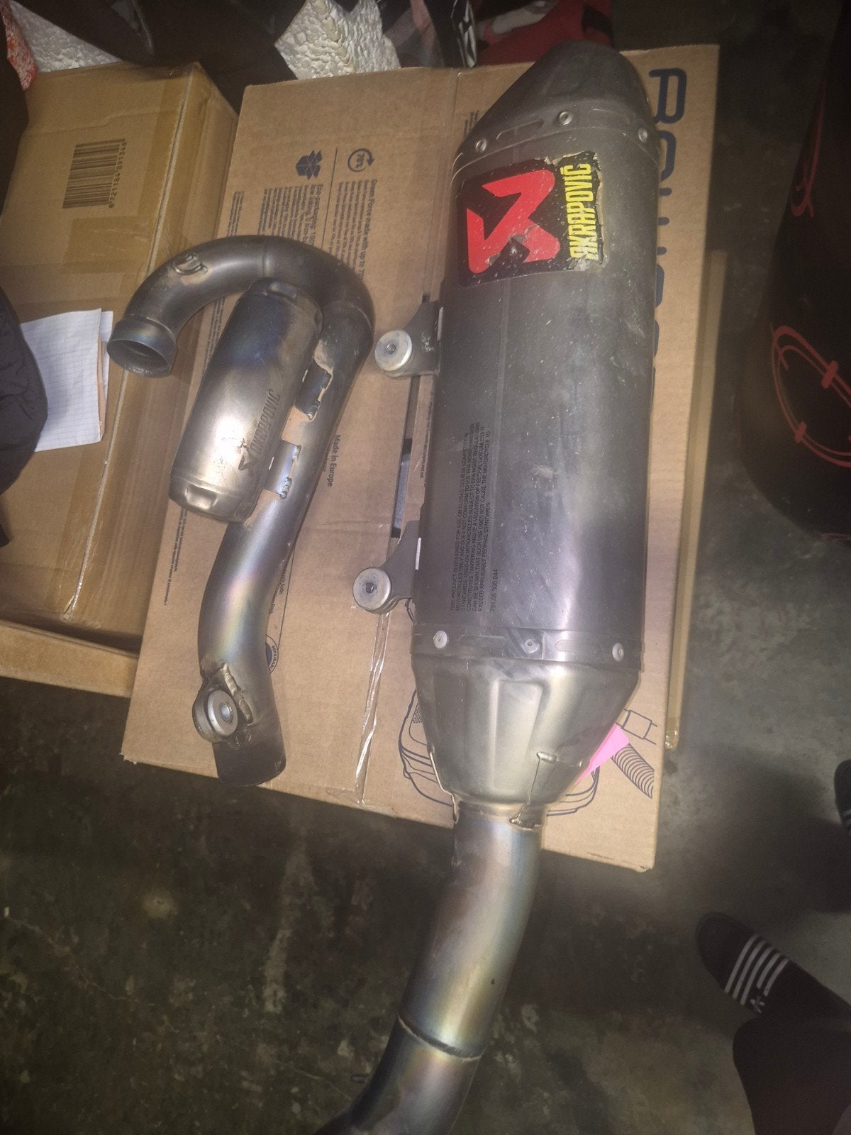 ligne complete akrapovic, Enlèvement ou Envoi, Utilisé