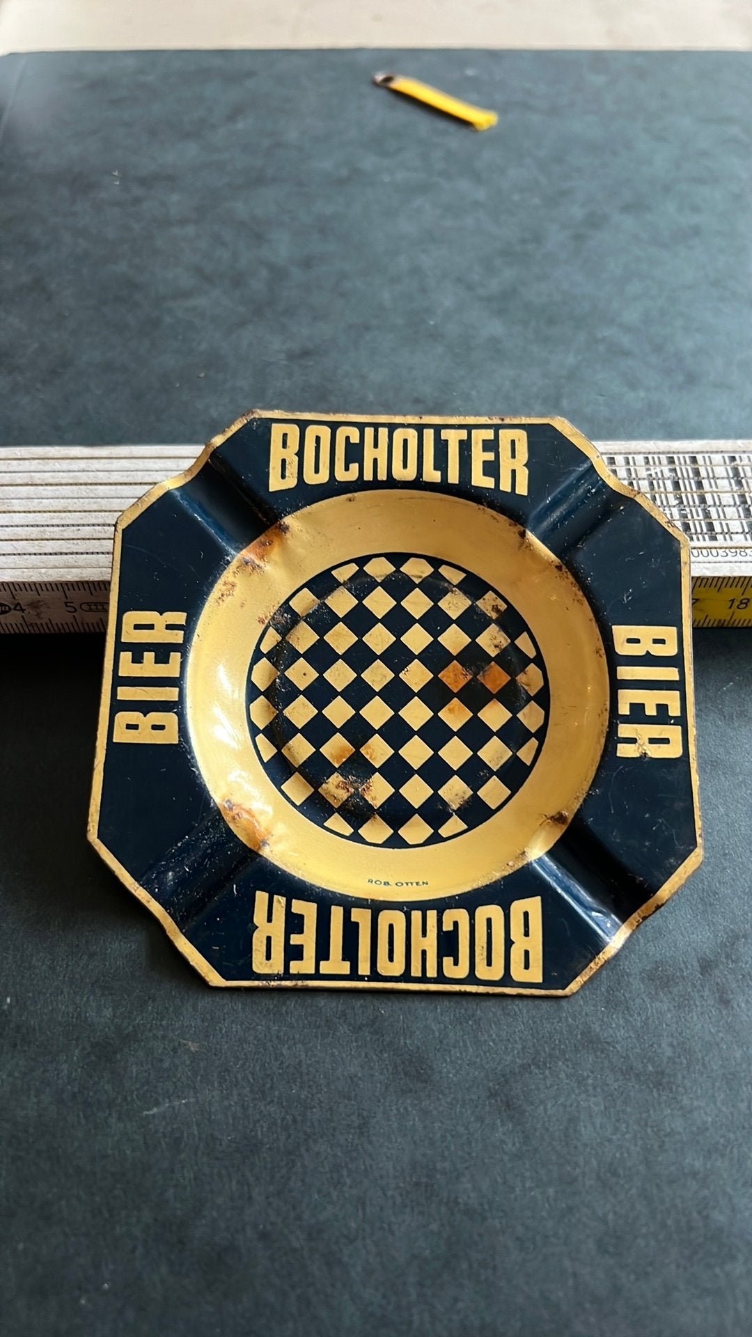 Zeldzame blikken asbak Bocholter bier, Ophalen of Verzenden