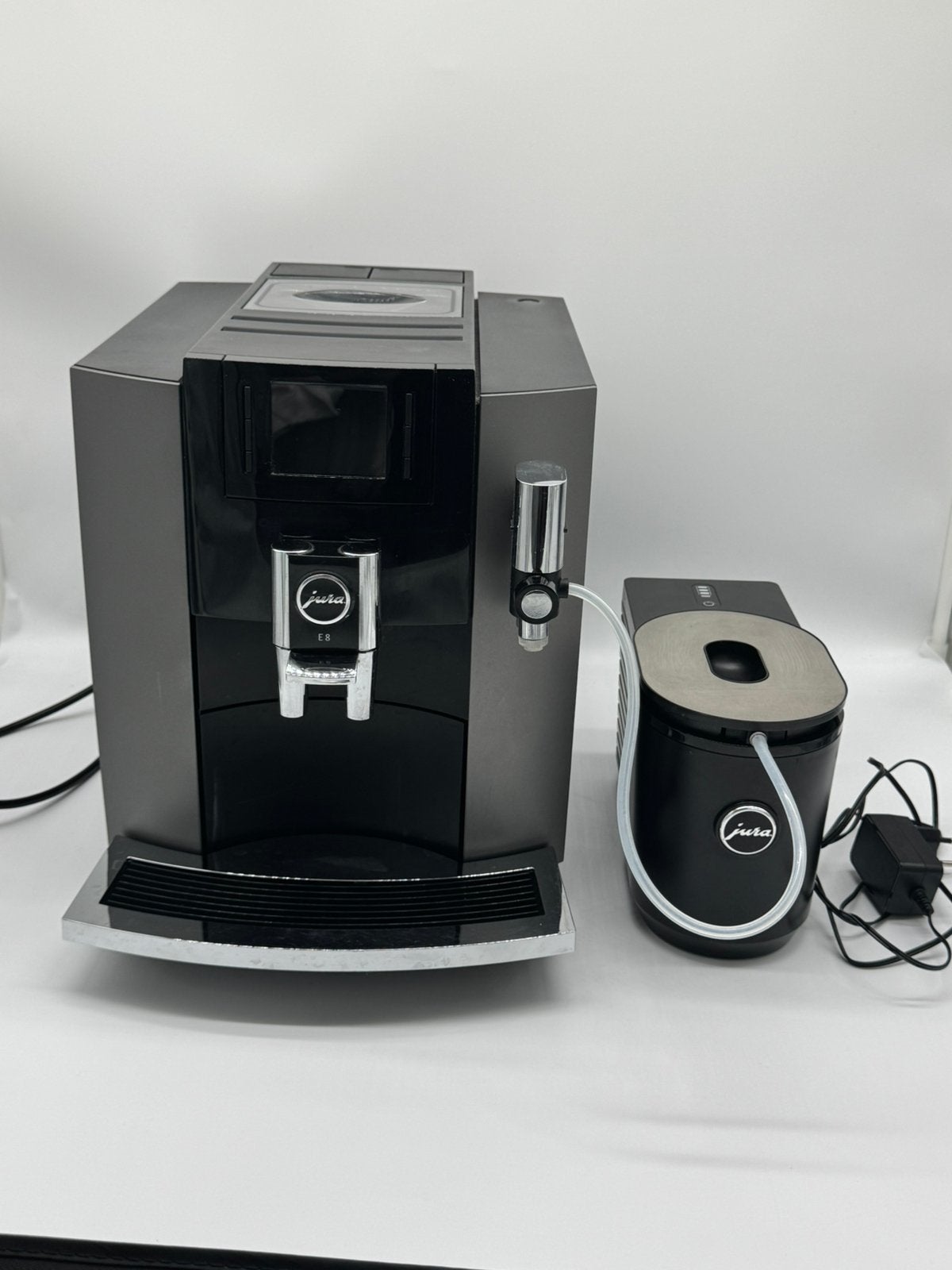 Machine à café JURA E8, Electroménager, Cafetières, Enlèvement, Comme neuf