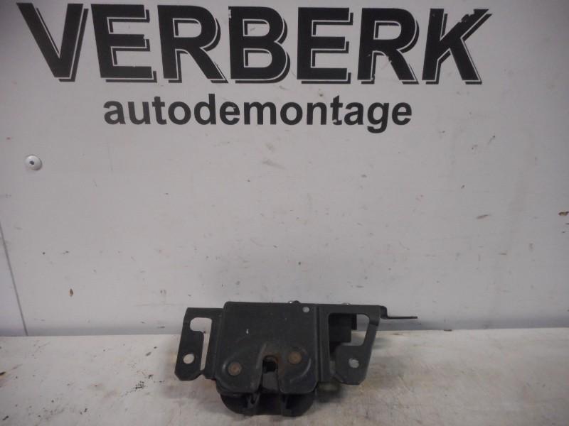 SLOTVANGER ACHTERKLEP BMW 3 serie Compact (E46 / 5), Gebruikt, BMW