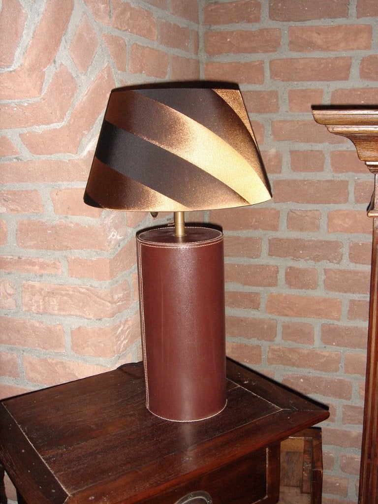 250 NIEUWE LEDEREN lampenvoeten TAFELLAMP / SCHEMERLAMP, Enlèvement, Neuf, Brun, Cuir