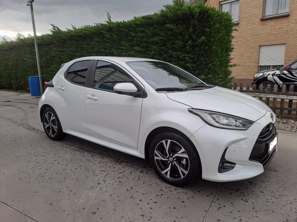 Toyota Yaris Hybride 115 pk te koop., Autos, 91 g/km, Achat, Euro 6, Entretenue par le concessionnaire