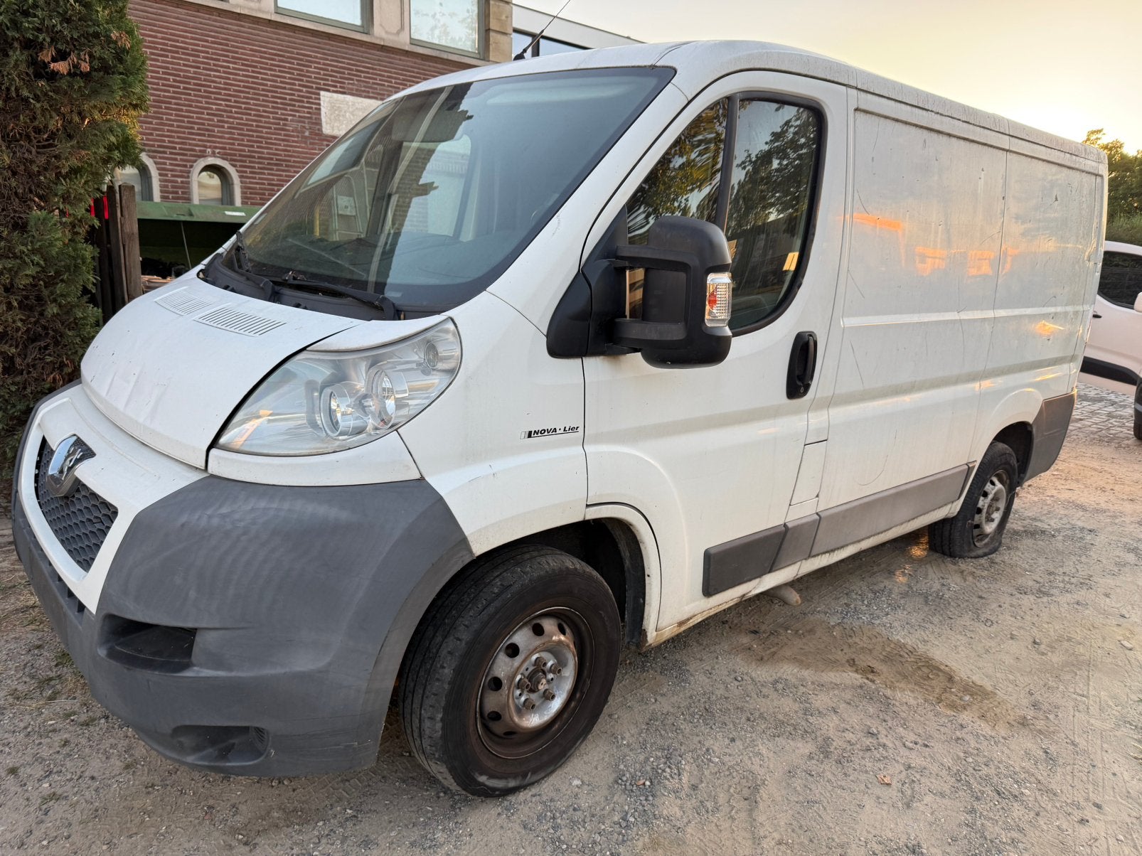 Peugeot boxer 2.2hdi Export, Auto's, Bestelwagens en Lichte vracht, Particulier, Euro 4, Te koop, Peugeot