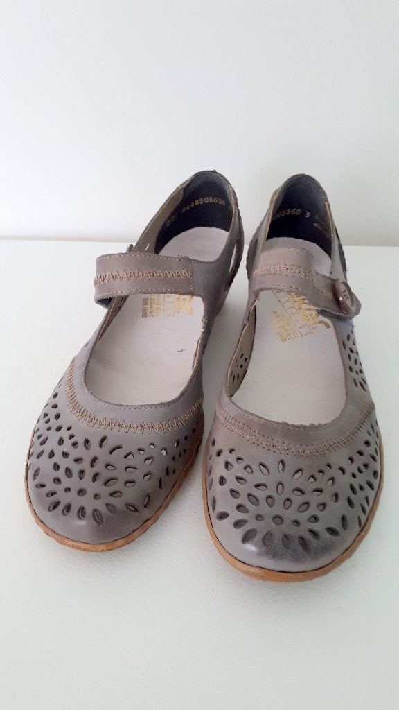 schoenen Rieker / 37 / Antistress / Taupe, Schoenen met lage hakken, Ophalen of Verzenden, Zo goed als nieuw, Grijs
