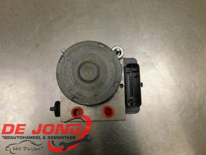 Pompe ABS d'un Opel Crossland X, -, Opel, 3 mois de garantie, Utilisé