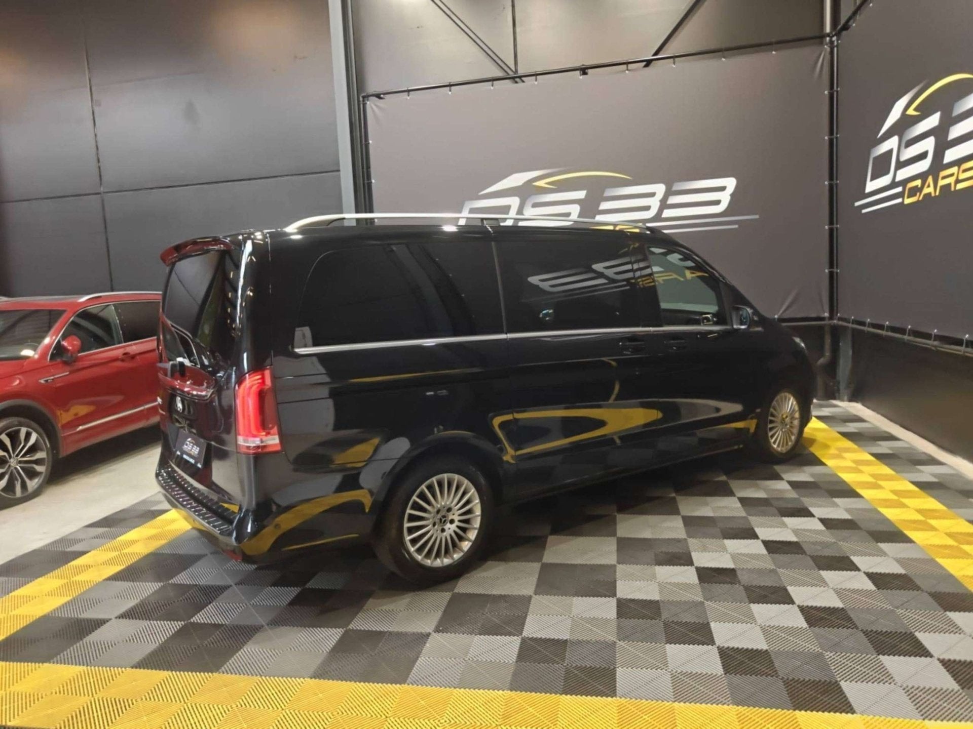 Mercedes-Benz V 250 d Avantgarde 5-zit /Elecdeuren/LED/Warm+, Automaat, Gebruikt, 4 cilinders, Zwart