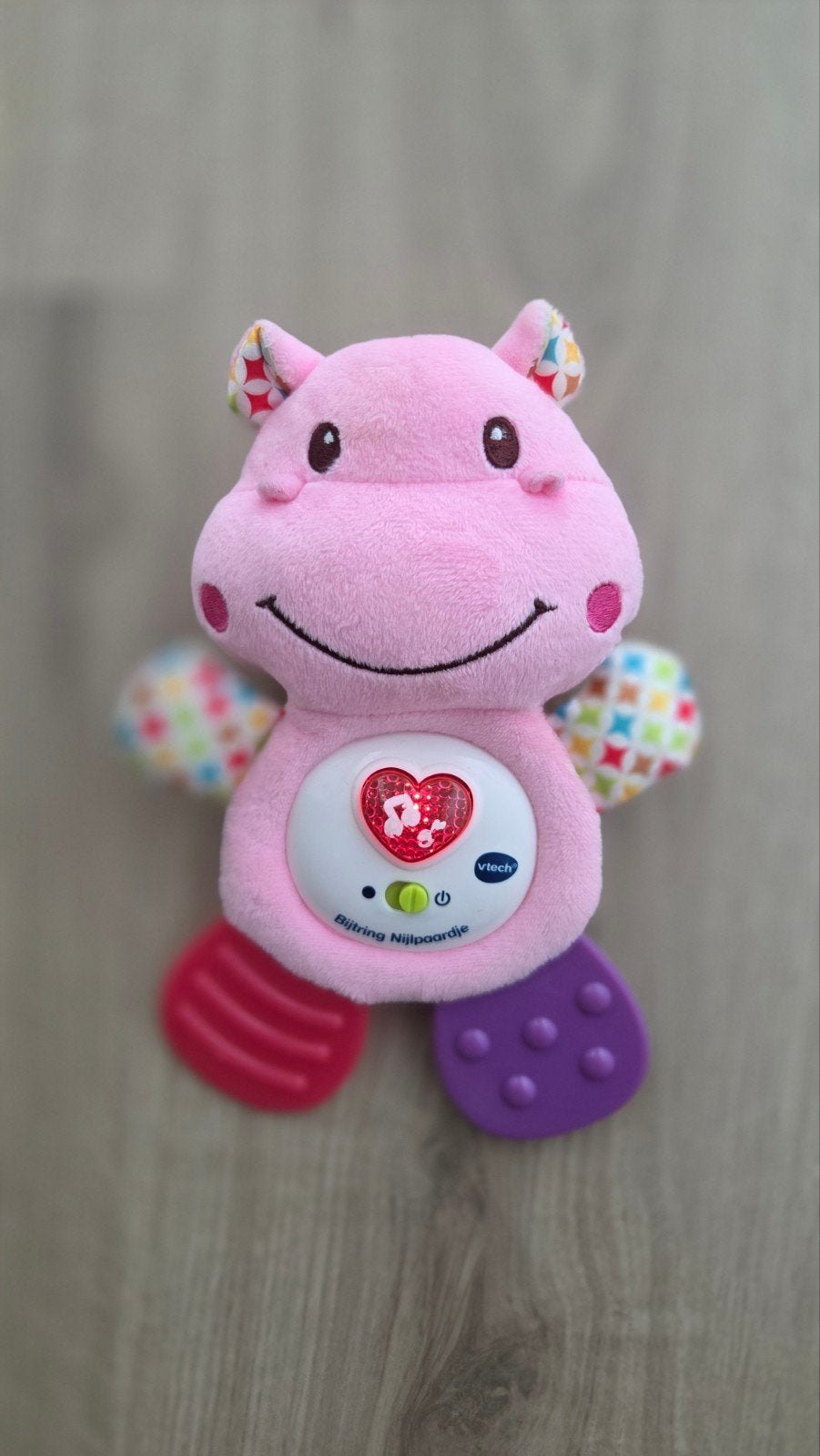VTech Baby Bijtring Nijlpaardje, Ophalen