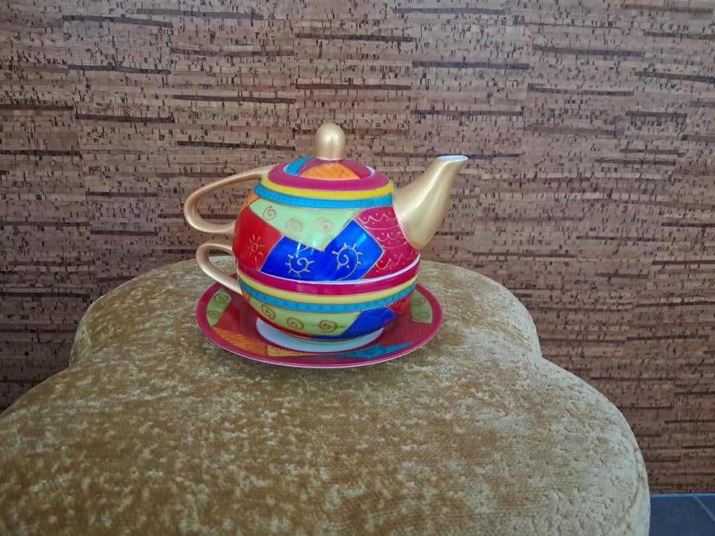 Theepot, Huis en Inrichting, Ophalen