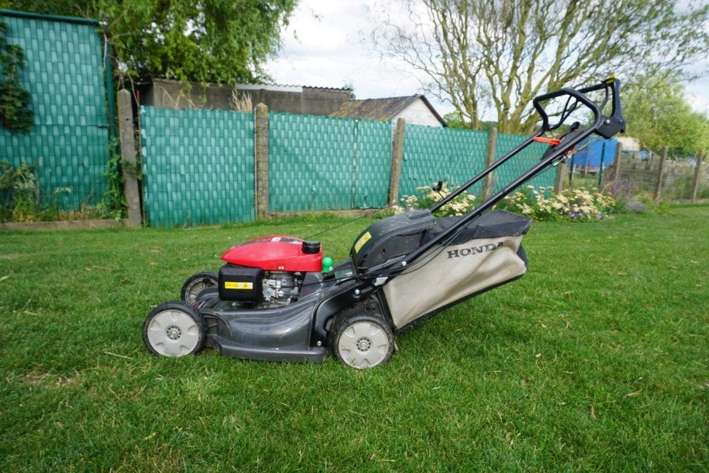 Honda HRX537 HY - 2024, Tuin en Terras, Grasmaaiers, Gebruikt, Benzine-grasmaaier, 50 cm of meer, Cirkelmaaier, Mulchfunctie, Opvangzak