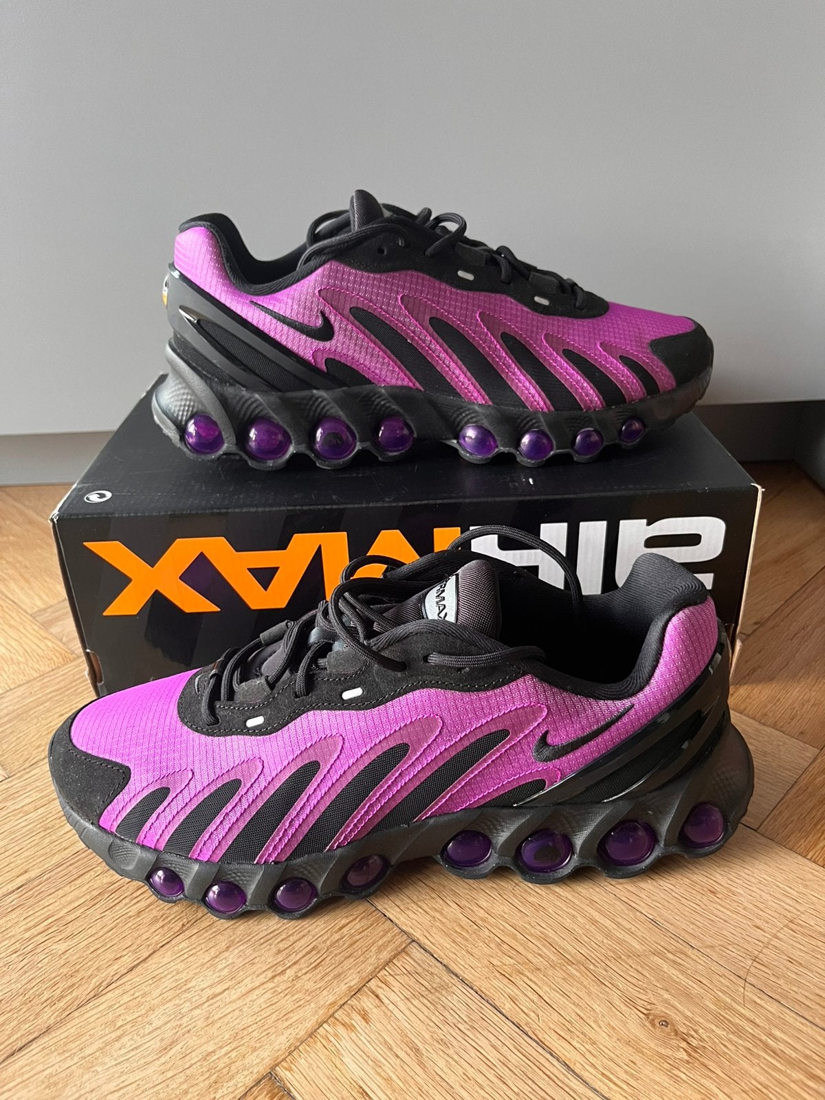 Nike air max dn 8 mauves taille 42.5 neuves avec étiquettes, Enlèvement ou Envoi, Neuf, Autres couleurs, Chaussures de sport