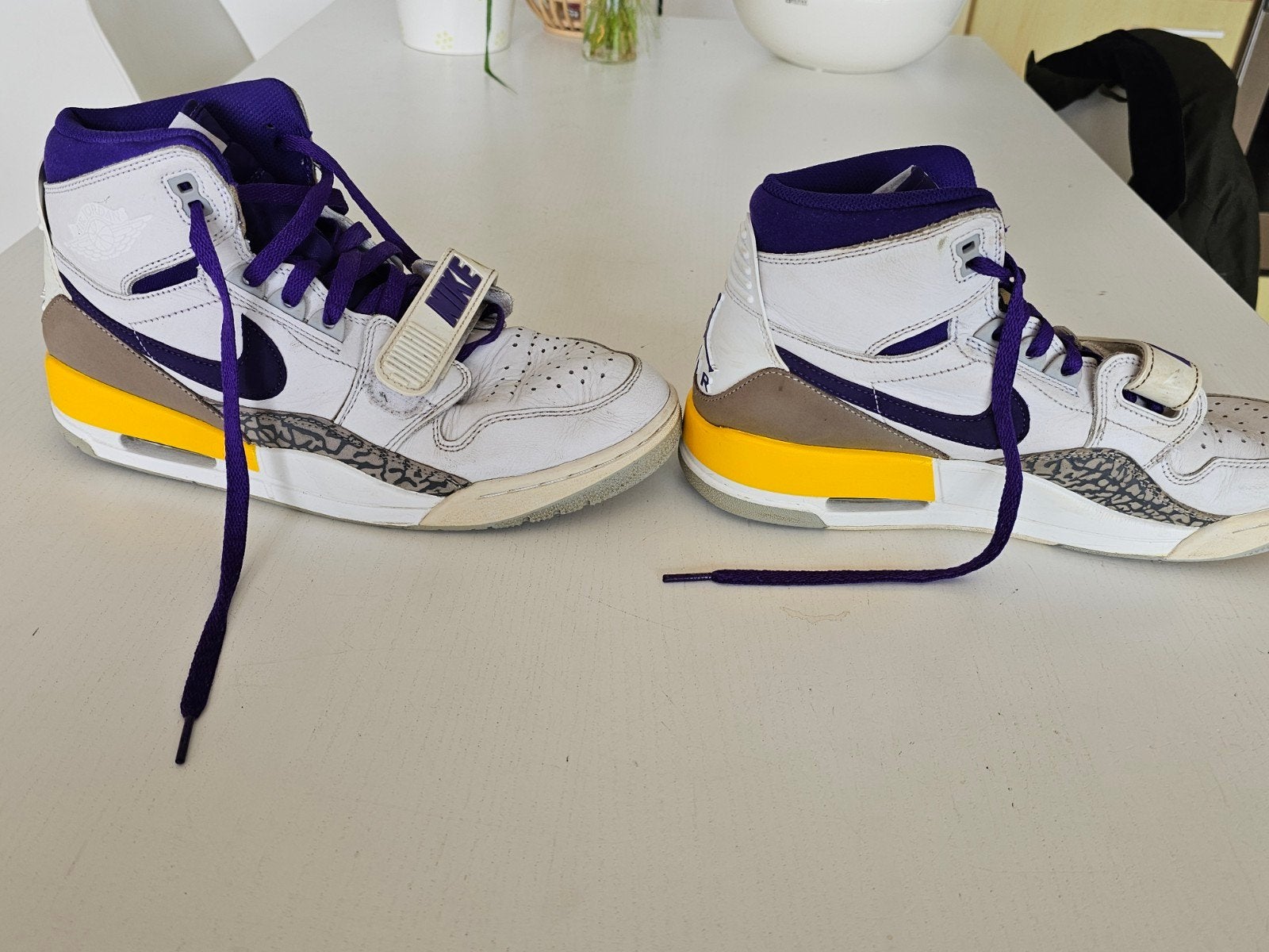 Chaussures de sport Nike Air Jordan Legacy 312 Lakers, Vêtements | Hommes, Chaussures, Enlèvement ou Envoi