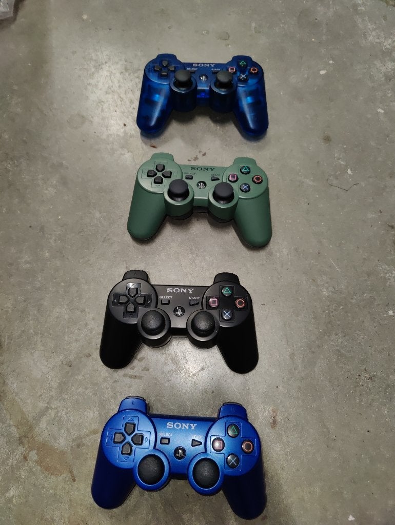 Lot ps3 controllers, Consoles de jeu & Jeux vidéo, Consoles de jeu | Sony PlayStation 3, Enlèvement ou Envoi, Comme neuf, Avec 3 manettes ou plus