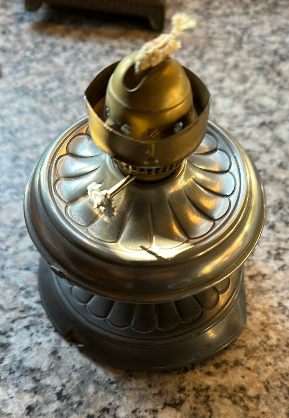 ancienne lampe à pétrole en étain, Antiquités & Art, Enlèvement