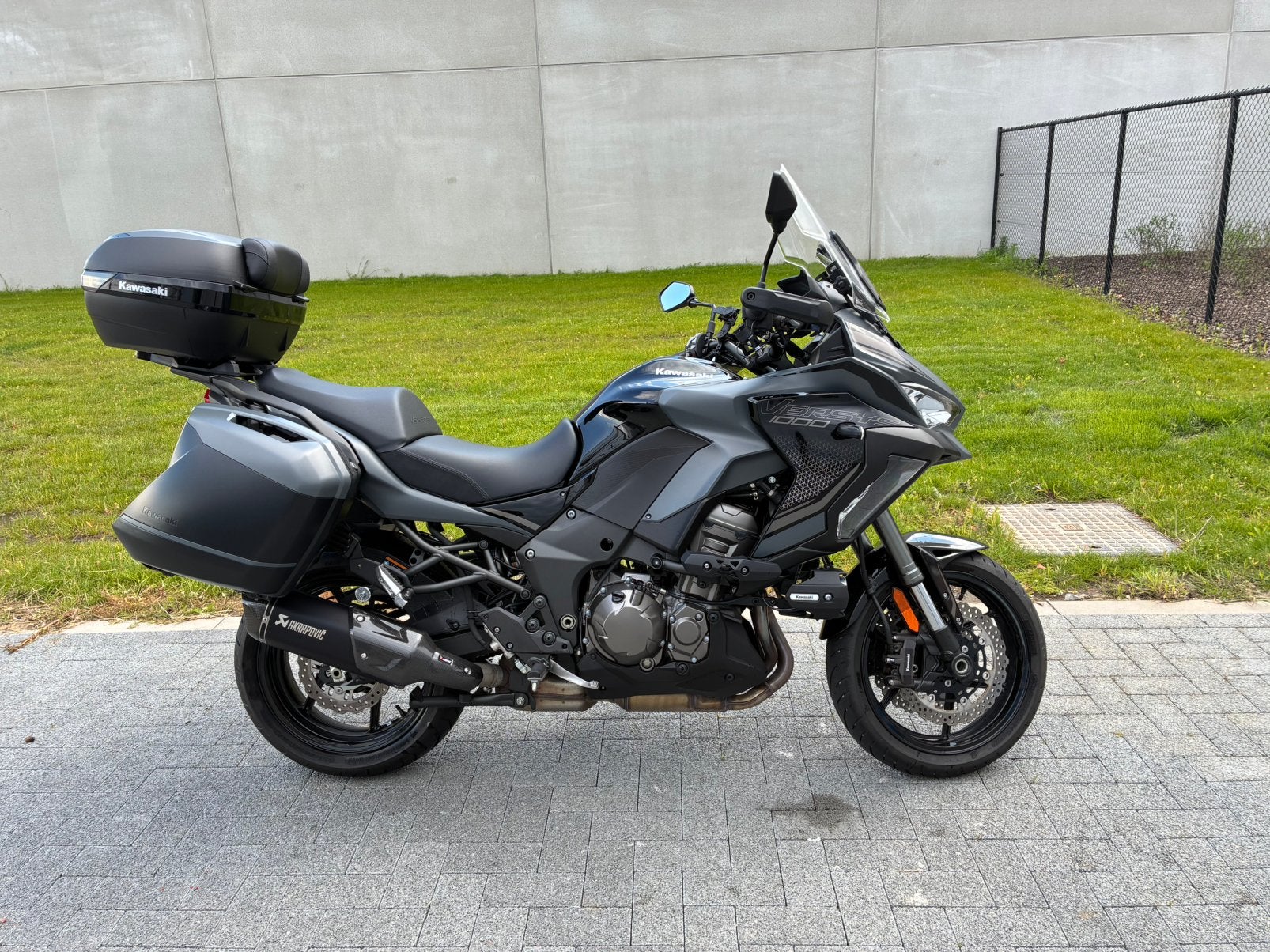 Kawasaki Versys 1000 Grand Tourer SE - 2024, Motoren, Motoren | Kawasaki, Occasion, 4 cilinders, Motorrijbewijs A, Handvatverwarming