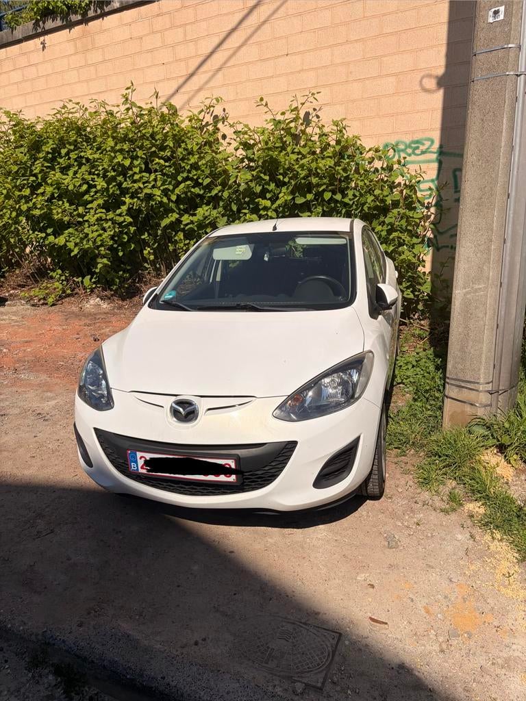 Mazda 2 1.2 essence, Auto's, Mazda, Particulier, Benzine, Euro 4, Overige carrosserie, 5 deurs, Handgeschakeld, Wit, Ophalen