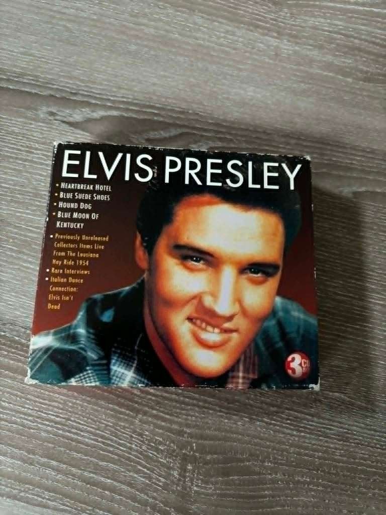 Elvis 3cdbox, Elvis Presley Mag weg voor slechts 10 euro., Cd's en Dvd's, Cd's | Rock, Ophalen of Verzenden, Zo goed als nieuw