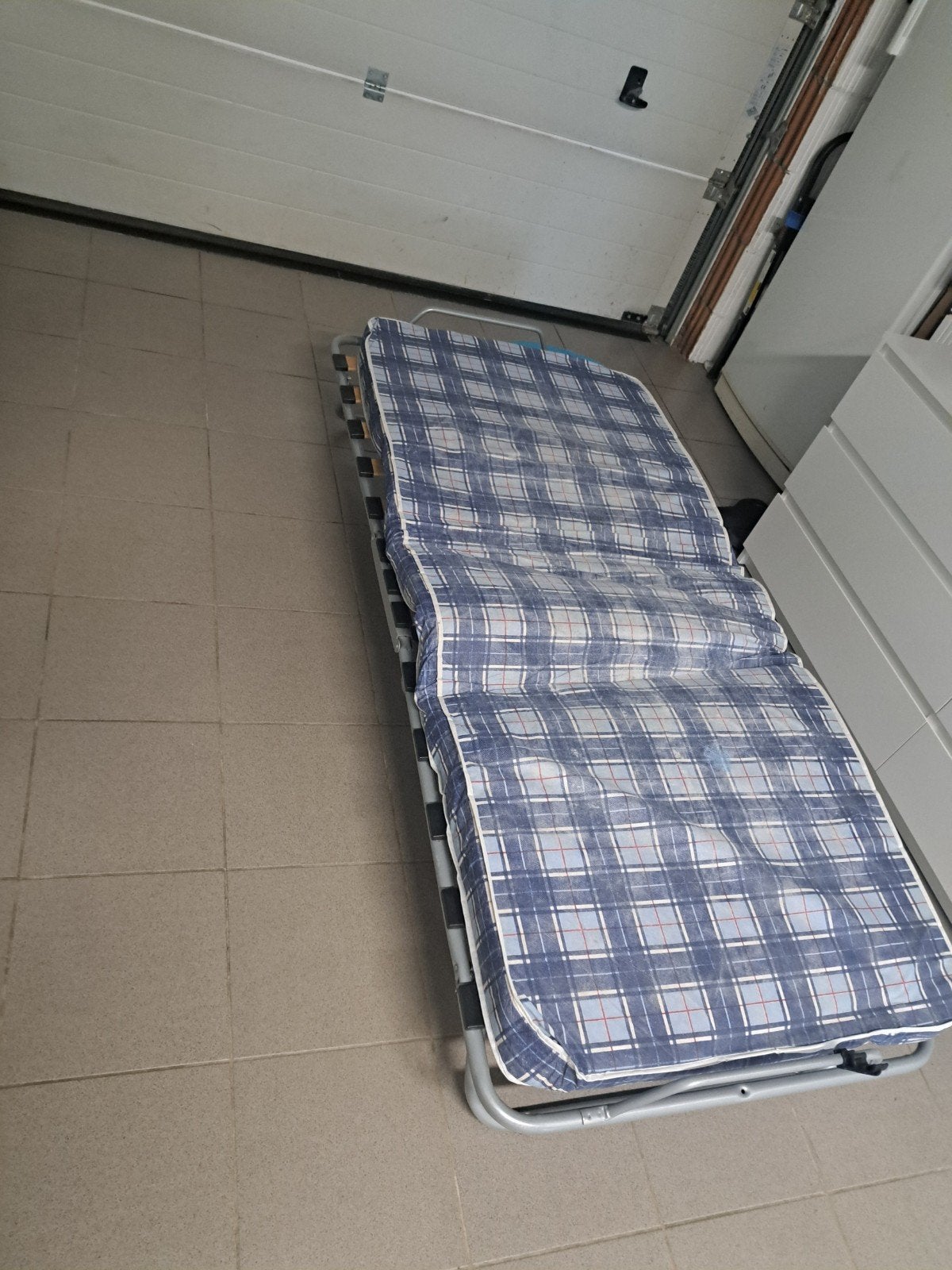 Lit d'appoint pliable pour 1 personne, Autres dimensions, Gris, Une personne, Enlèvement