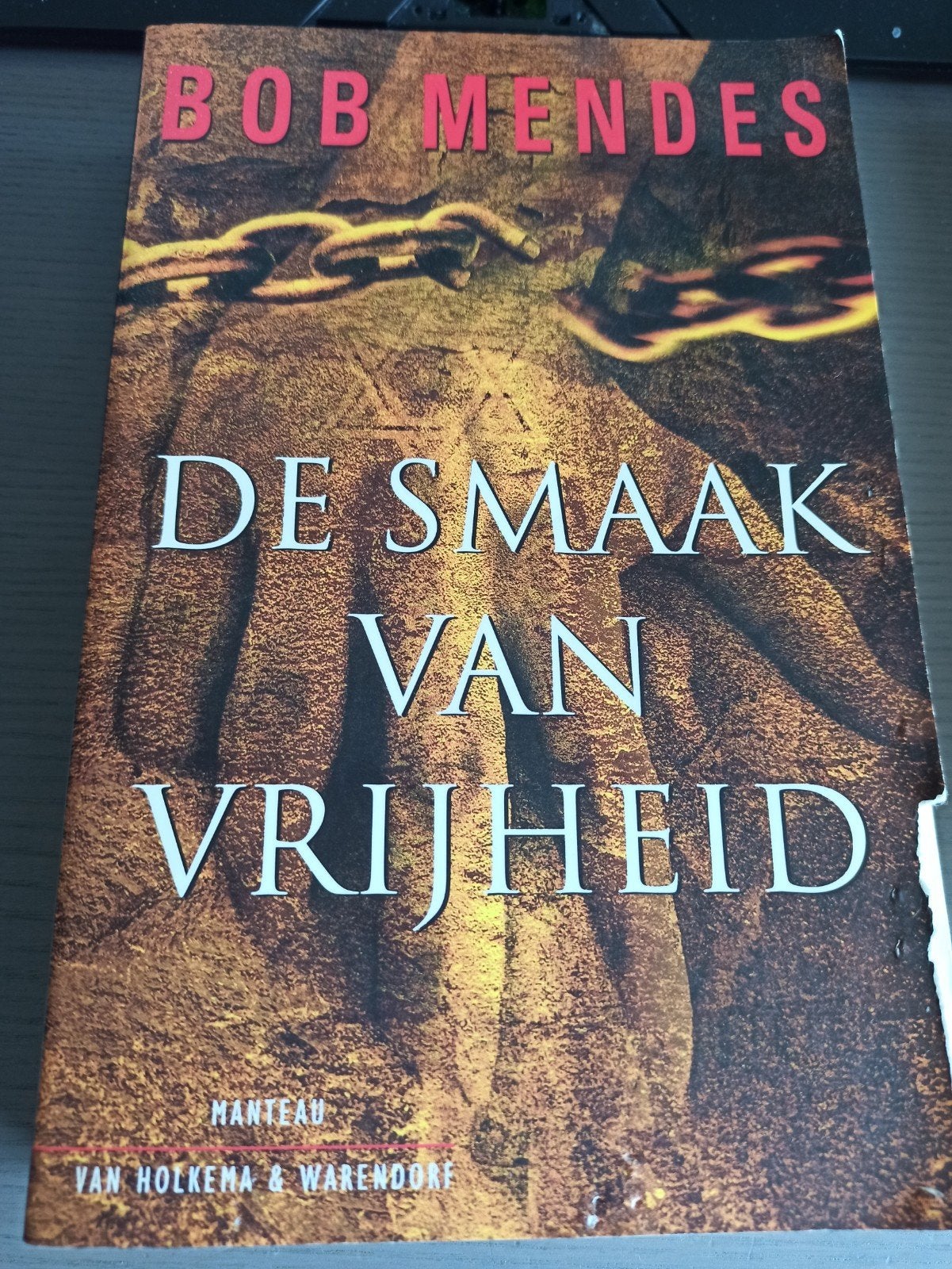 Bob Mendes - De smaak van vrijheid, Enlèvement ou Envoi, Bob Mendes