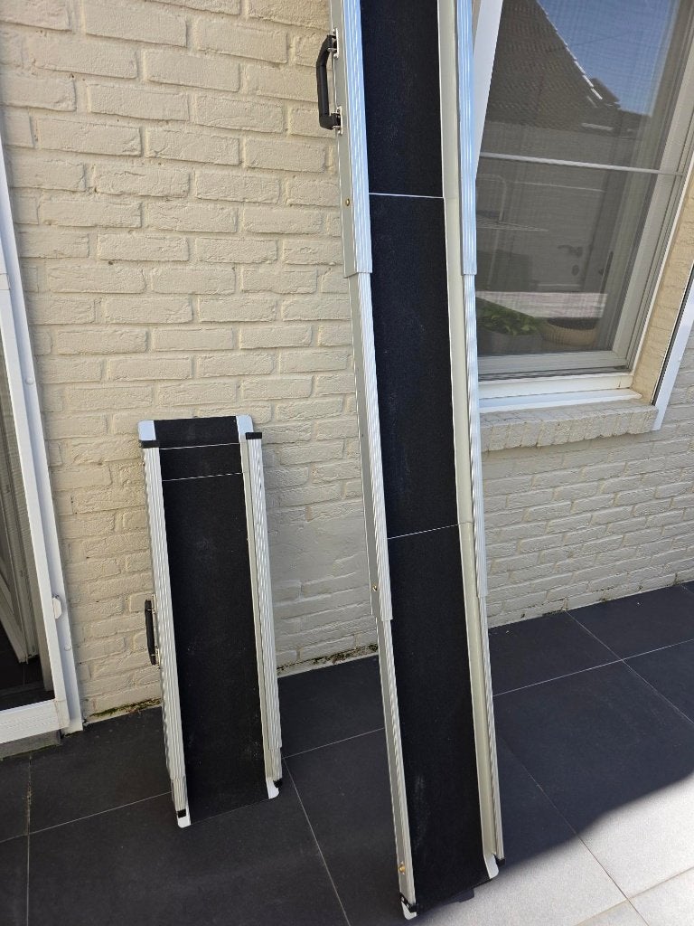 oprijplaten, Ophalen, Zo goed als nieuw
