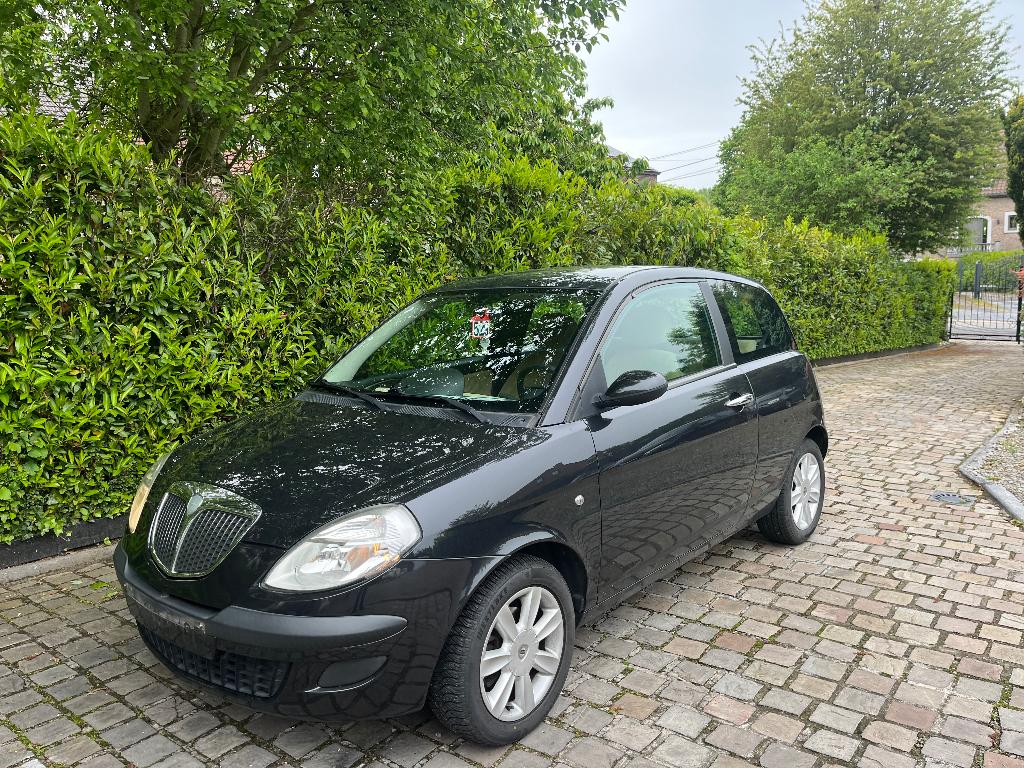 Lancia Yipsilon super état 113000KM Airco, Auto's, Lancia, Bedrijf, Alarm, Te koop, Benzine