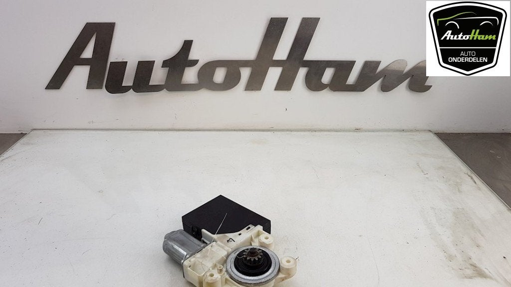 MOTEUR LEVE VITRE ELECTRIQUE Volvo V50 (MW) (|30737675|), Utilisé, Volvo