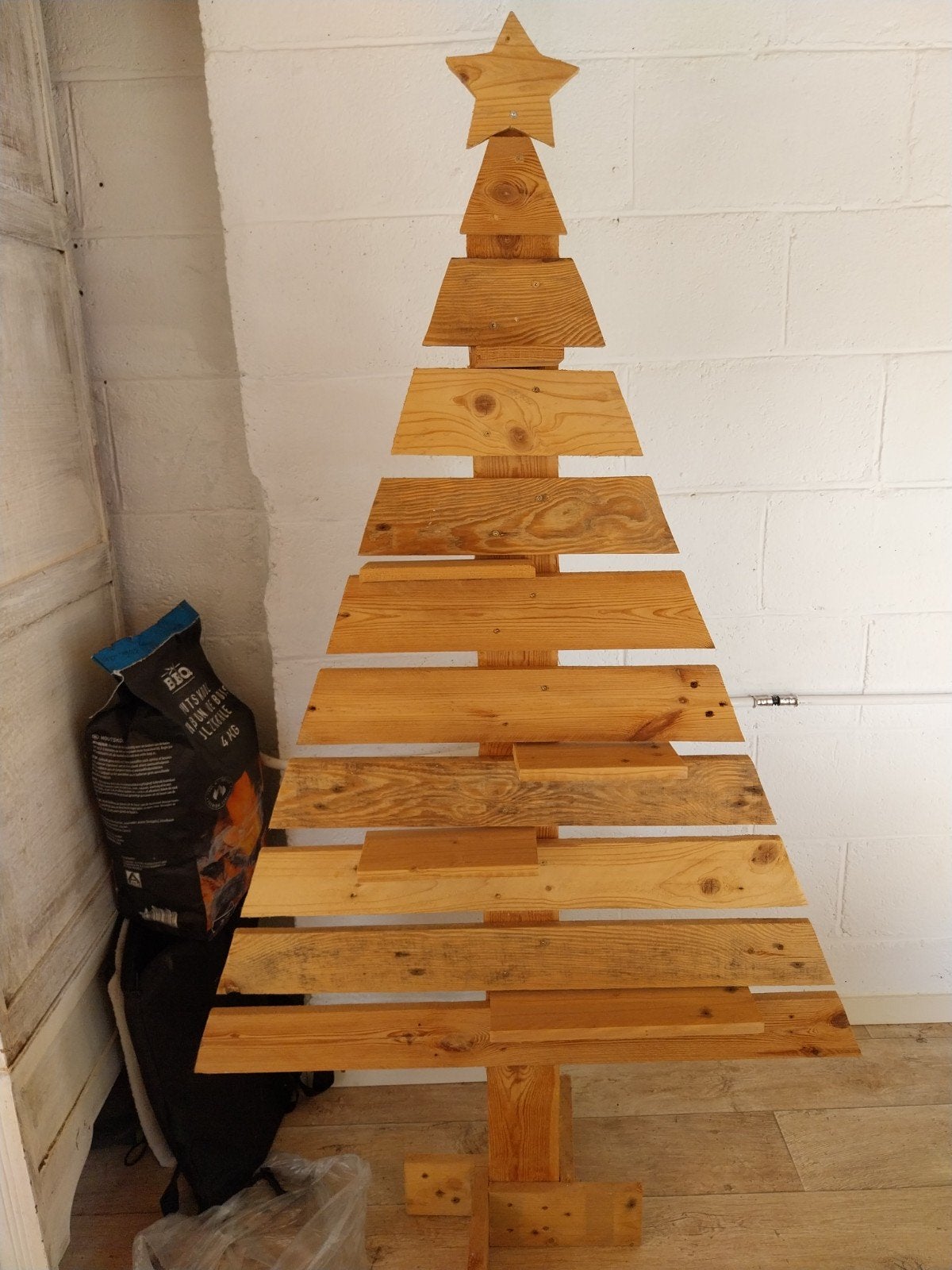 sapin en bois 1m57 de haut, Enlèvement