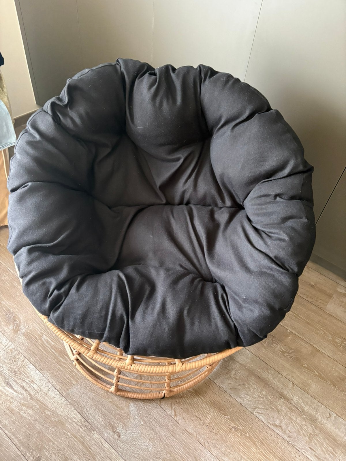 Rotan stoel te koop, Ophalen, Zo goed als nieuw, Zwart