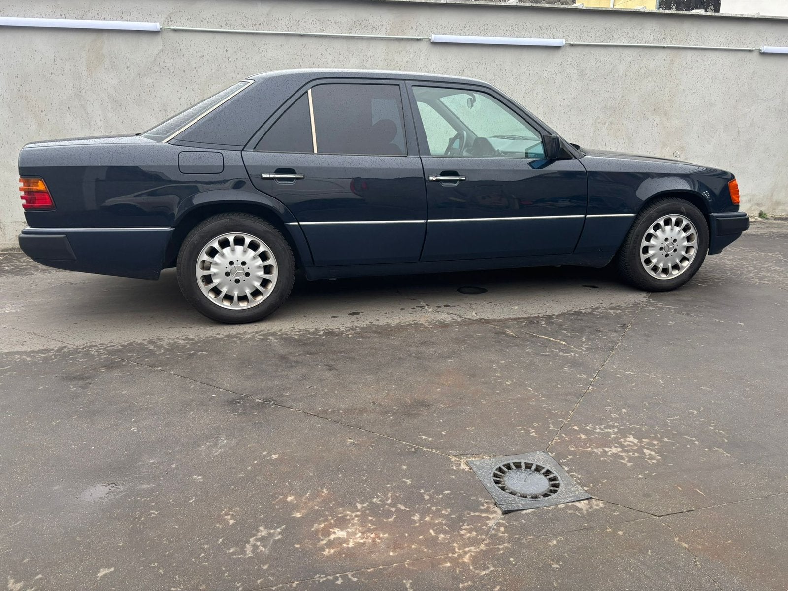Meecedzs 230E automaat 1992, Autos, Entreprise, Automatique, Achat