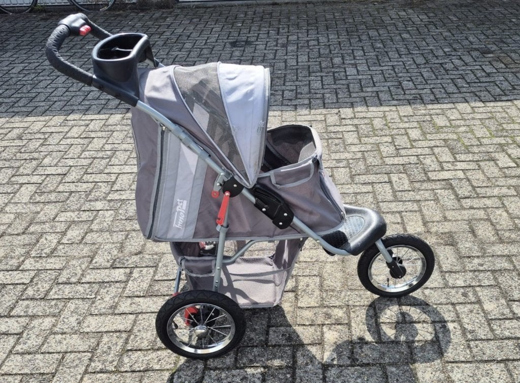 InnoPet hondenbuggy – opvouwbaar – 3 wielen – nette staat, Innopet, Ophalen, Zo goed als nieuw, Hondenbuggy