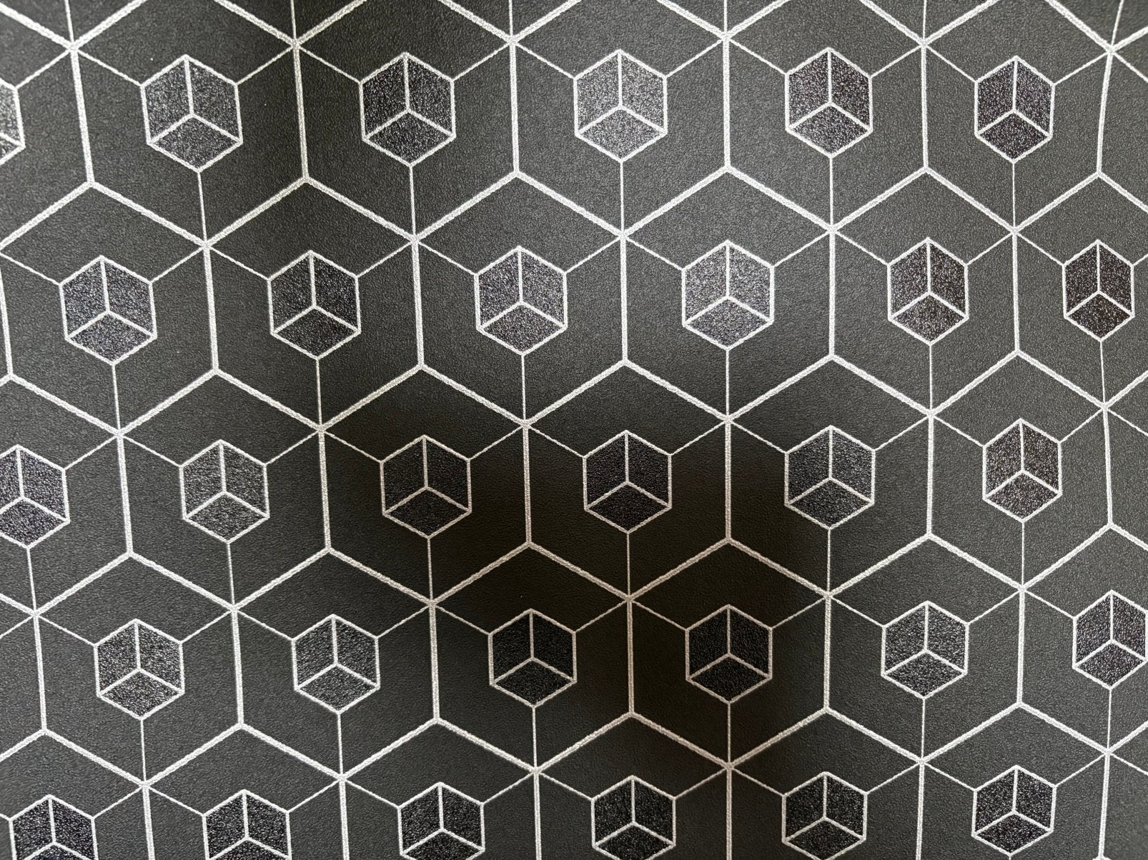 3 rollen behangpapier., Ophalen