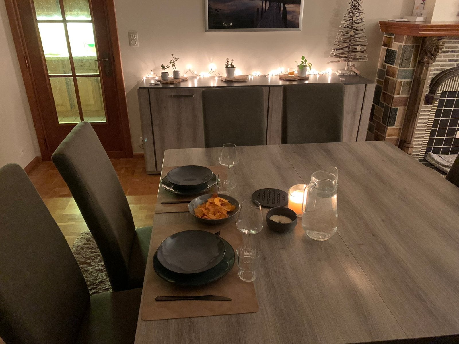 Vierkante eettafel, Ophalen, Gebruikt