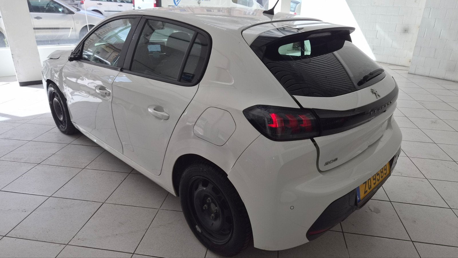 Peugeot 208 essence 13000km 2021, Achat, Entreprise, 5 portes, Essence