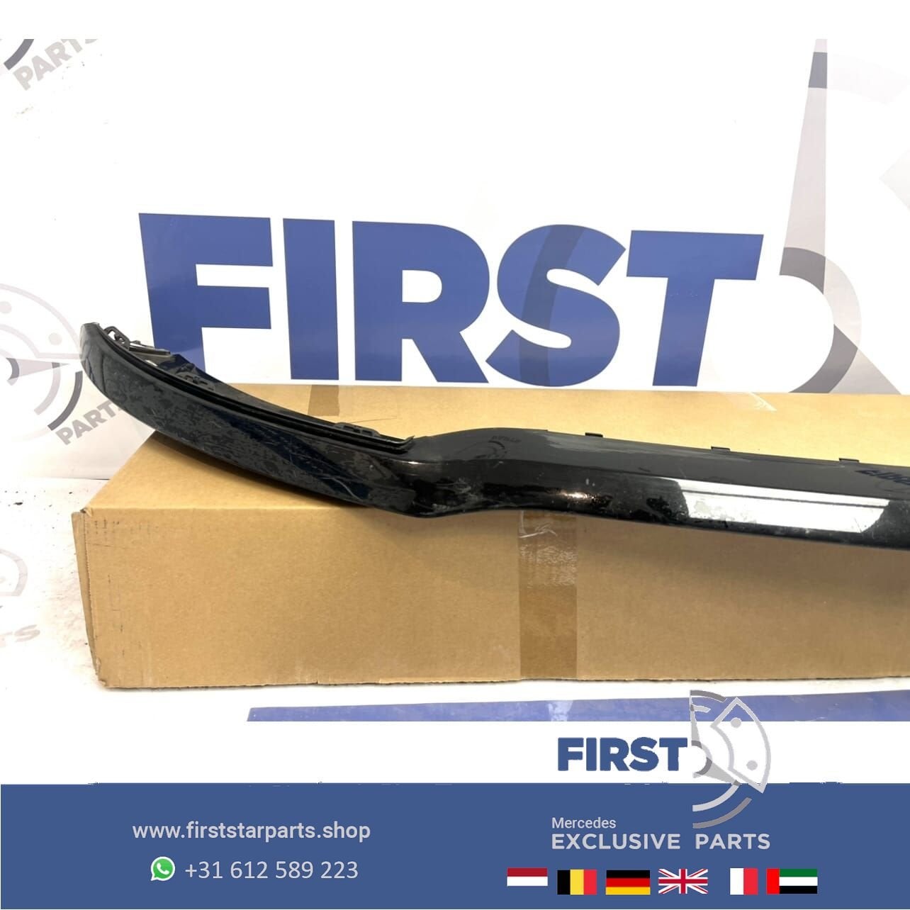 W117 C117 X117 CLA KLASSE CLA45 AMG SPOILER LIP Voorbumper O, Auto-onderdelen, Gebruikt, -, Ophalen of Verzenden, -