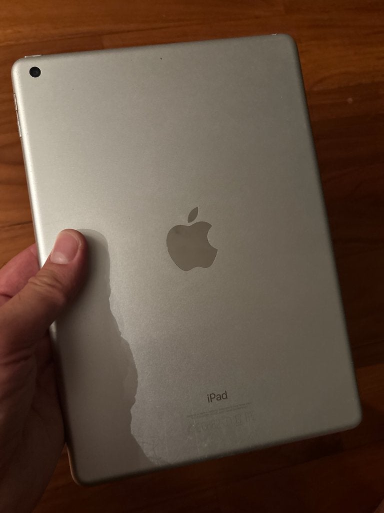 iPad 5e Gen Wifi 32Gb Gris Sidéral, Enlèvement ou Envoi, Apple iPad, 9 pouces, Utilisé