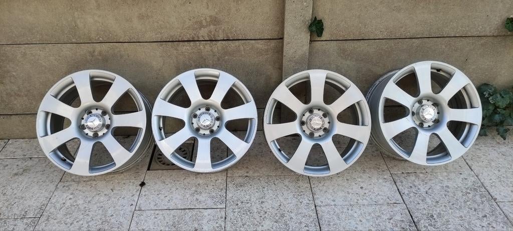 Mercedes velgen17", Ophalen