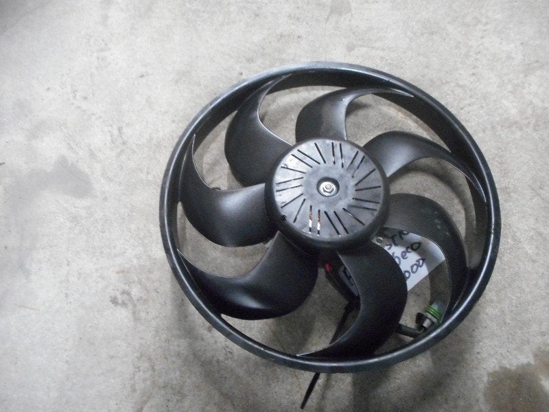 RADIATEURVENTILATOR Ford Fiesta 6 (JA8) (3s3 72104), Gebruikt, Henry-Ford-Straße  1
50735  Köln, DE, Ford-Werke GmbH, Kunden@ford.com