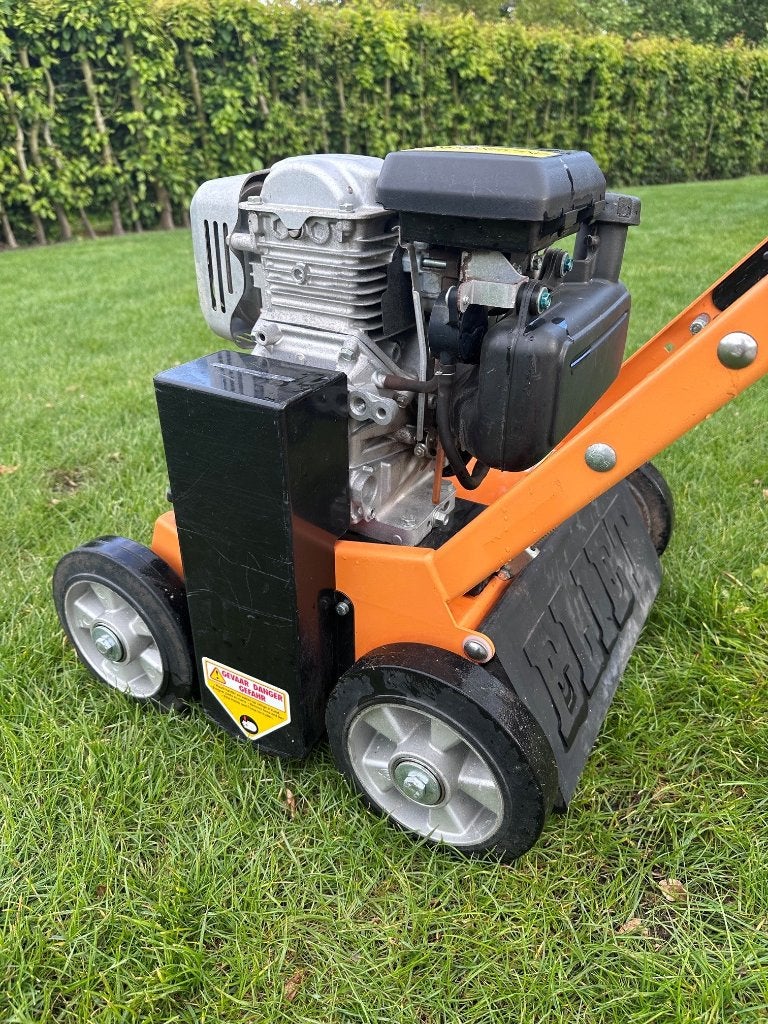 Eliet E 401 Benzine Verticuteerder Hondamotor + opvangzak, Ophalen, Zo goed als nieuw, Benzine, Eliet