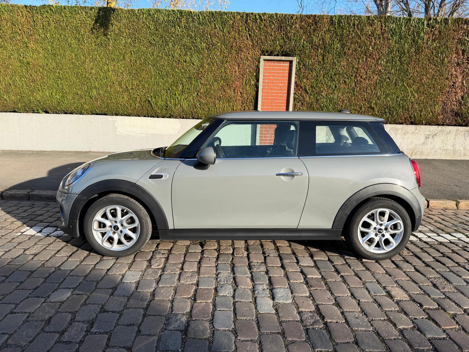 Mini One 1.5 102 pk uit 2018, Auto's, Mini, Particulier, Onderhoudsboekje, 3 deurs, One